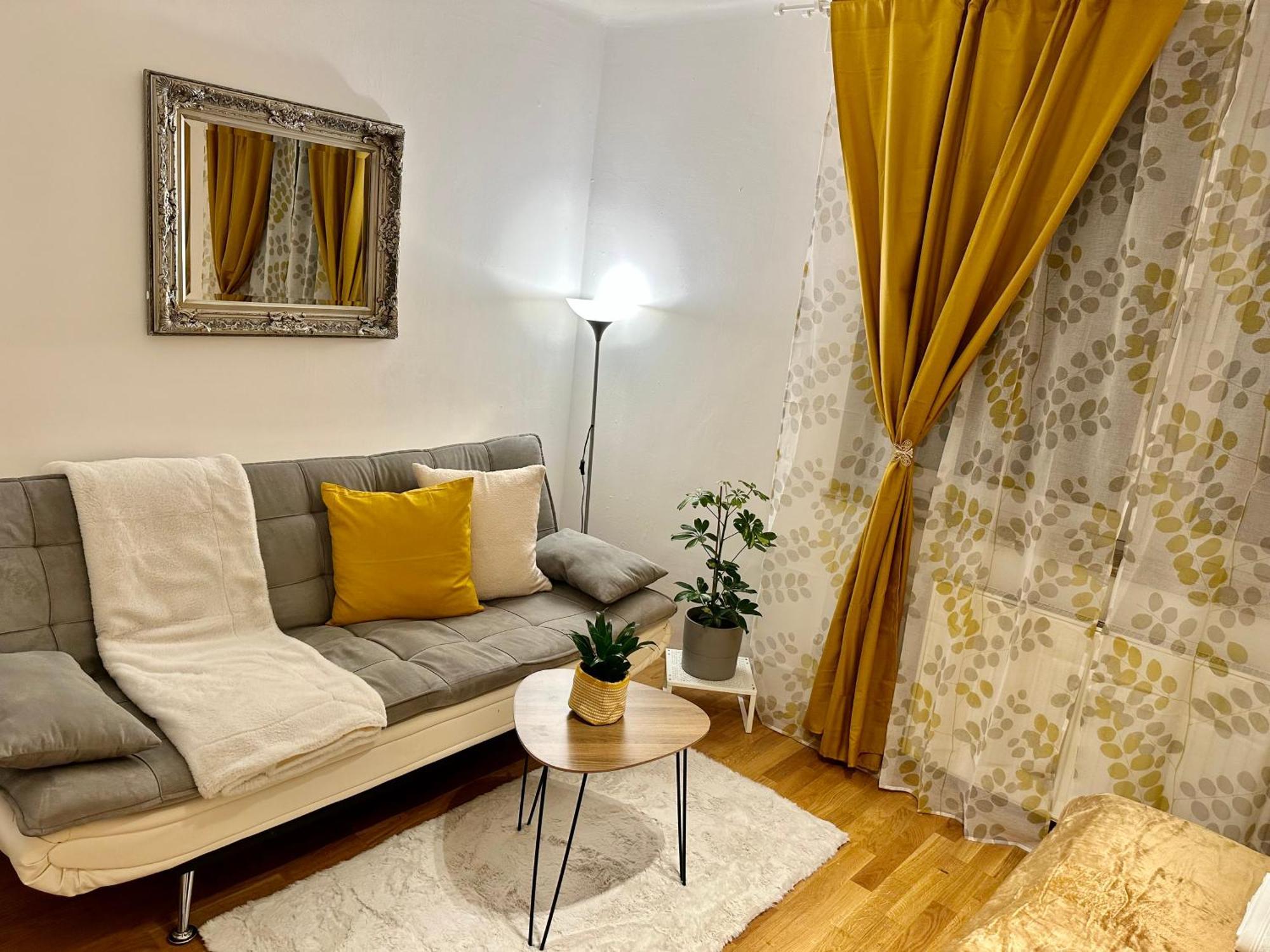 Vakantiehuis The Peaceful Garden Family With Free Parking *